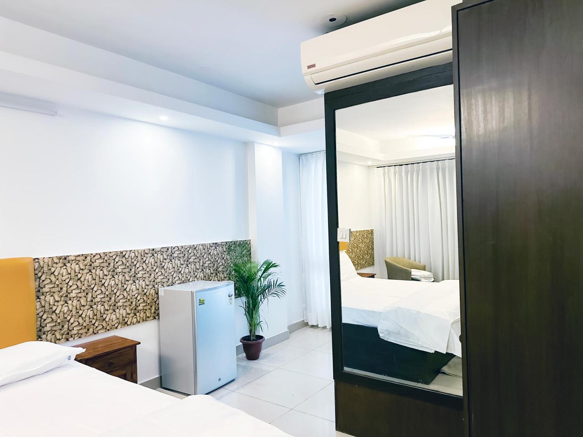 ニューデリー Hauz Khas House Bed & Breakfast エクステリア 写真